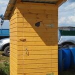 фото Дачный деревянный туалет